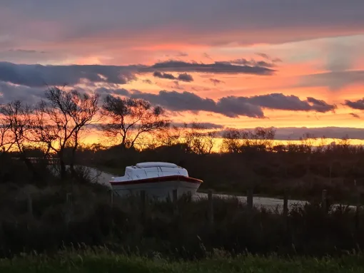 Les beaux coups de coucher de soleil en Camargue et Cheval, Saintes-Maries-de-la-Mer, Promenade à Cheval La Cavale