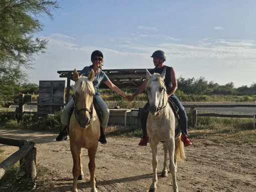 Promenades à cheval en privé : plus de convivialité en famille, en couple, Saintes-Maries-de-la-Mer, Promenade à Cheval La Cavale